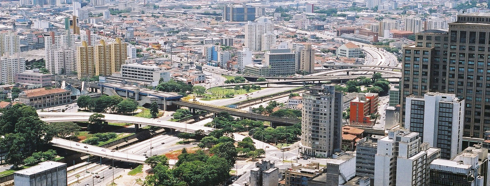 Profissionais treinados e com longa experiÃªncia na entrega de cargas